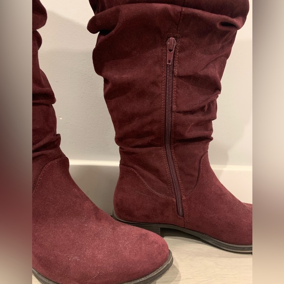 Slouchy flat boot 7.5 - Picture 2 of 12
